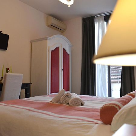 Bed and Breakfast Residenza Del Turista à Catane Extérieur photo